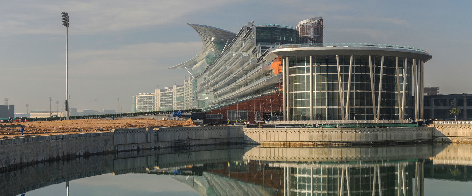 Part of the masterplan approach for Meydan Racecourse is the creation of a water-linked entry to the Meydan Grandstand.