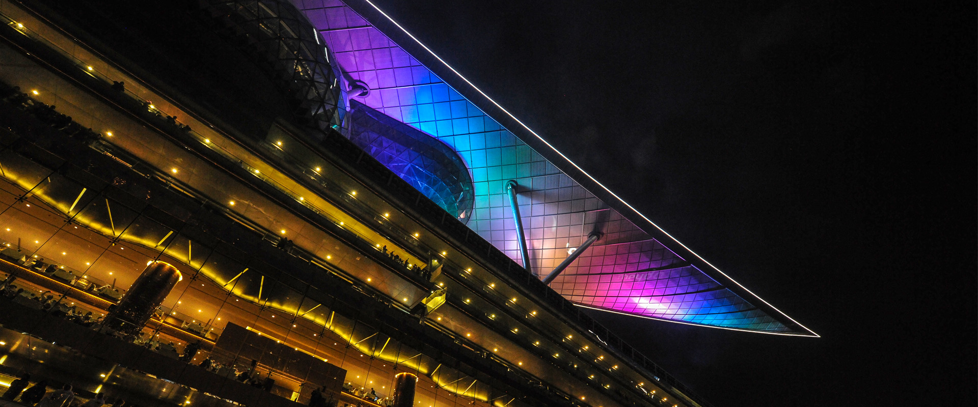 Positioned  as the landmark function and at the highest elevation of the grandstand is the  iconic Crescent Roof.