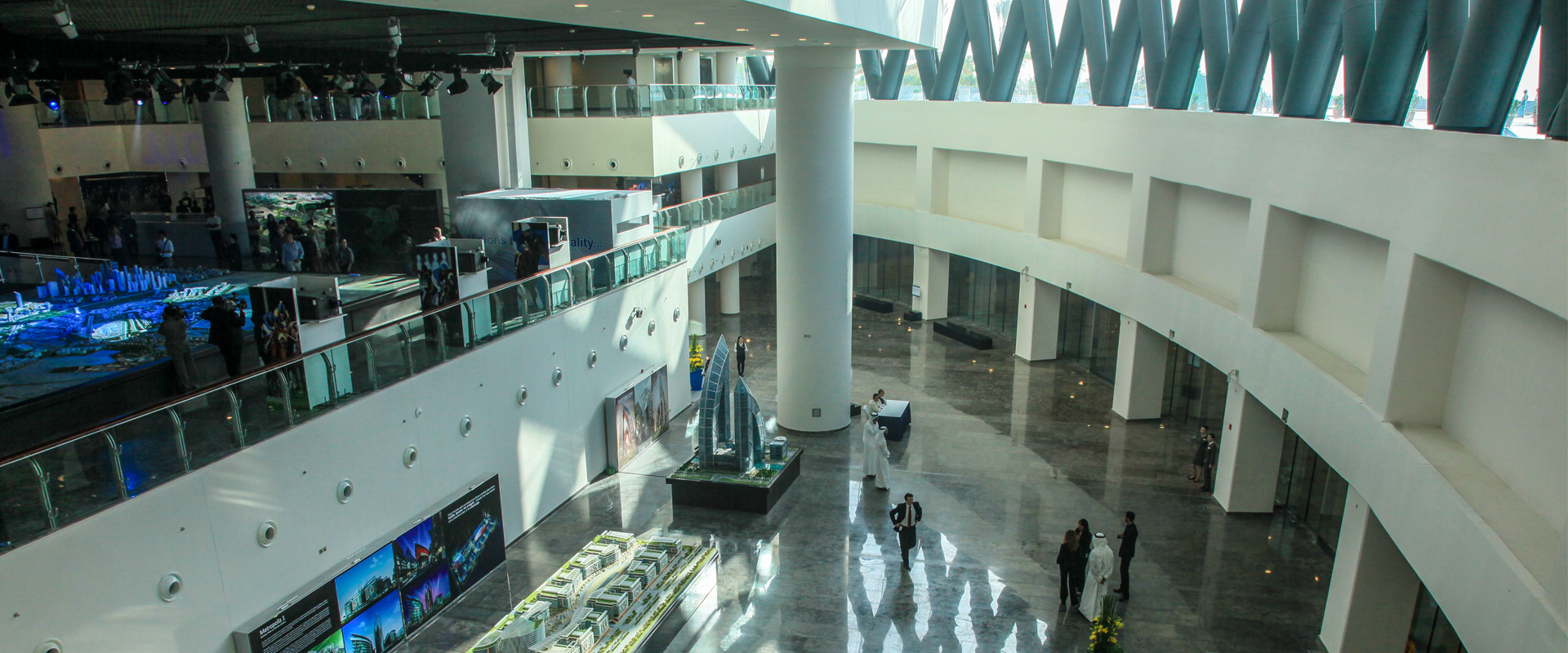 The circular façade with its diamond-shaped glass panels defines the home of Meydan Gallery and Museum.